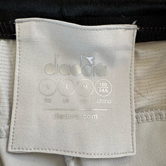(NWT) Diadora Shorts Icon 9’’ Size: M - Picture 7 of 12